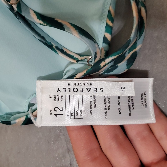 NWOT Seafolly Wild at Heart Drawstring Bralette Bikini Top. Evergreen. 8 US. - Picture 7 of 10